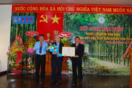 Cao su Chư Sê: Thu nhập tăng 14%